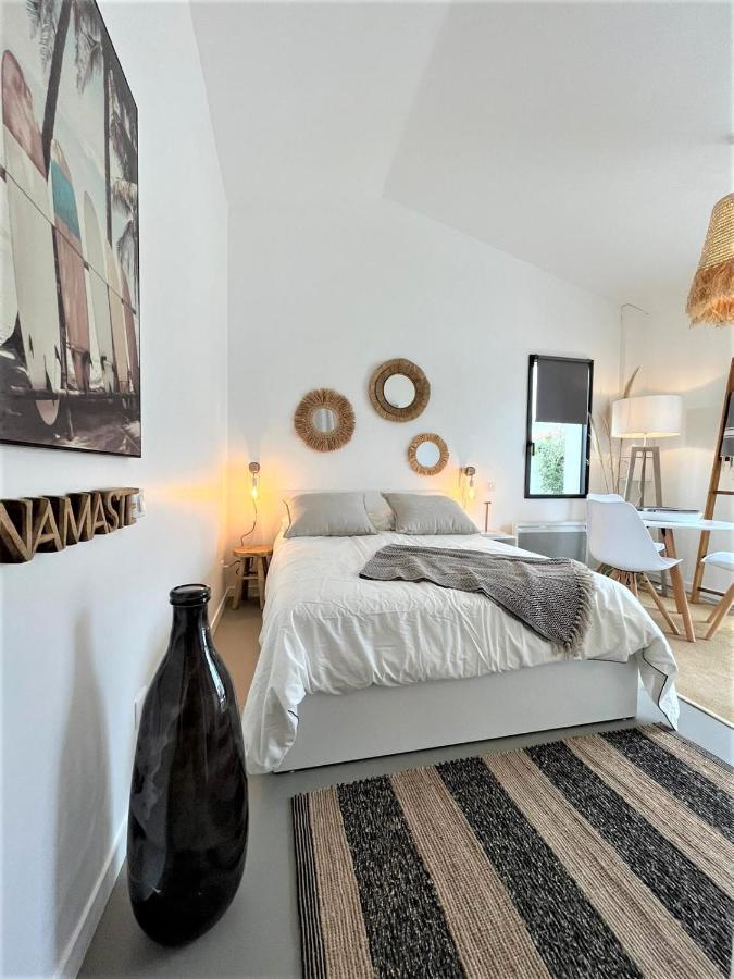 Maisonnette A Proximite Plage Et Port De St-Martin Saint-Martin-de-Re ภายนอก รูปภาพ